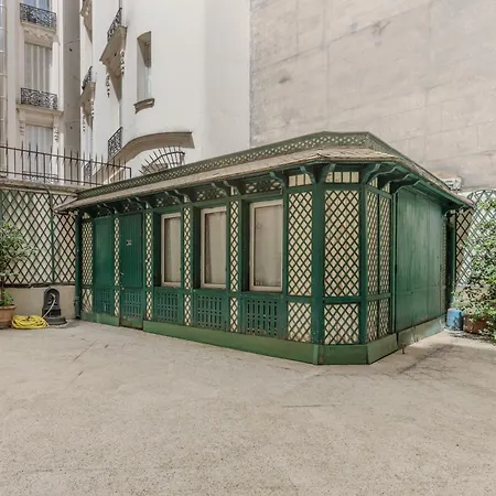 Maison De Champs-elysee Feriehus